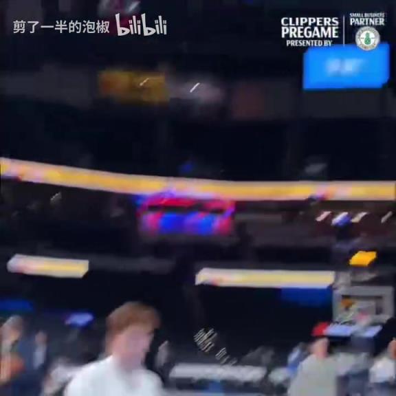 宝藏球员！你觉得小琼斯能延续去年季后赛的亮眼表现吗？